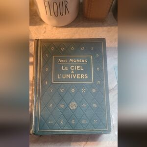 Le Ciel & L'Univers Hardcover Book